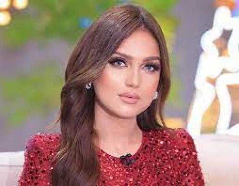 عيب.. ياسمين عز ترد على فنانة حاولت تقليدها في الحديث عن الرجل