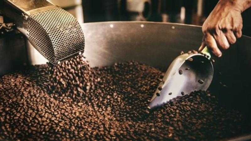ضبط أكثر من ألفي عبوة بن مجهولة المصدر في القاهرة