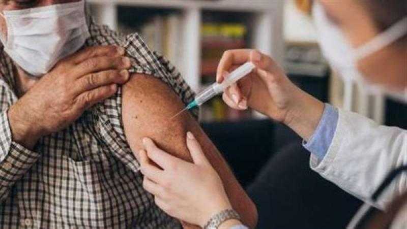 الصحة: لقاح الأنفلونزا يحمي كبار السن من 4 فيروسات