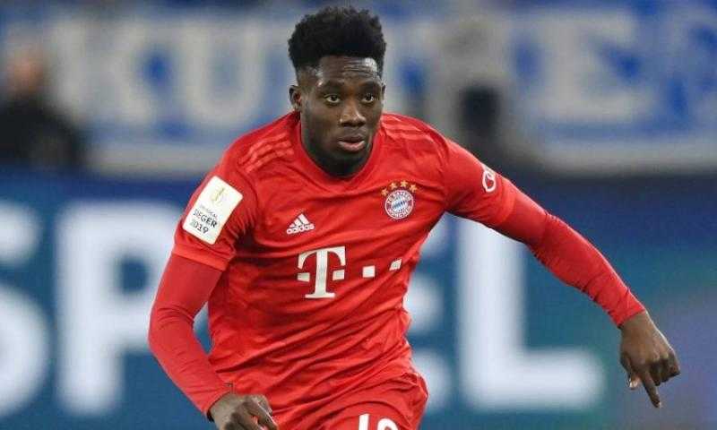 قلق في بايرن ميونيخ بسبب ديفيز