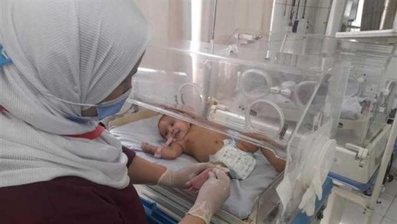 «الصحة» تستهدف الكشف عن 19 مرضًا وراثيًا لدى الأطفال