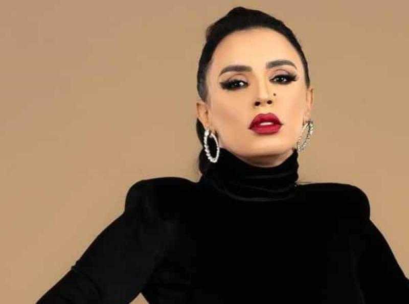 إيمان يوسف تكشف تفاصيل دخولها عالم الفن.. فيديو