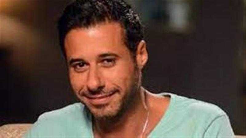 أحمد السعدنى: والدي قرر يعيش في هدوء و أنا بفكر أعمل زيه