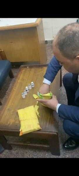 جمارك مطار القاهرة تضبط محاولة تهريب عدد من الأمبولات الدوائية