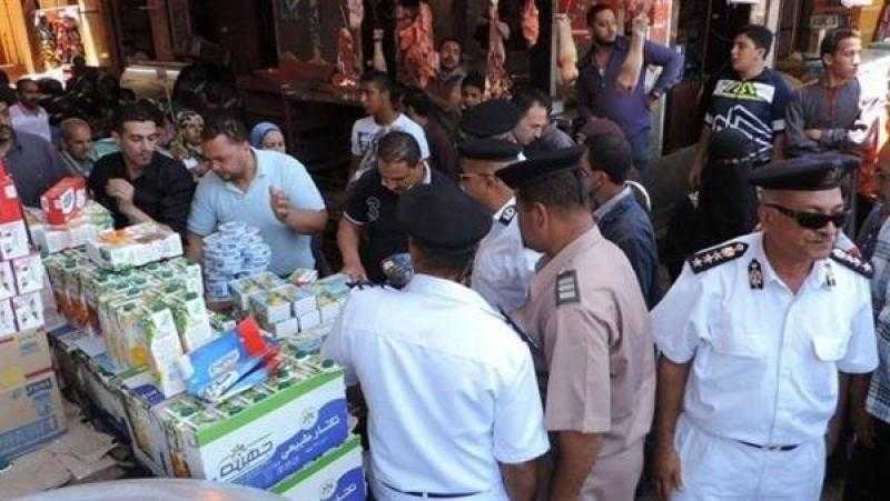 التموين تداهم الأسواق للقضاء على السلع الفاسدة وجشع التجار
