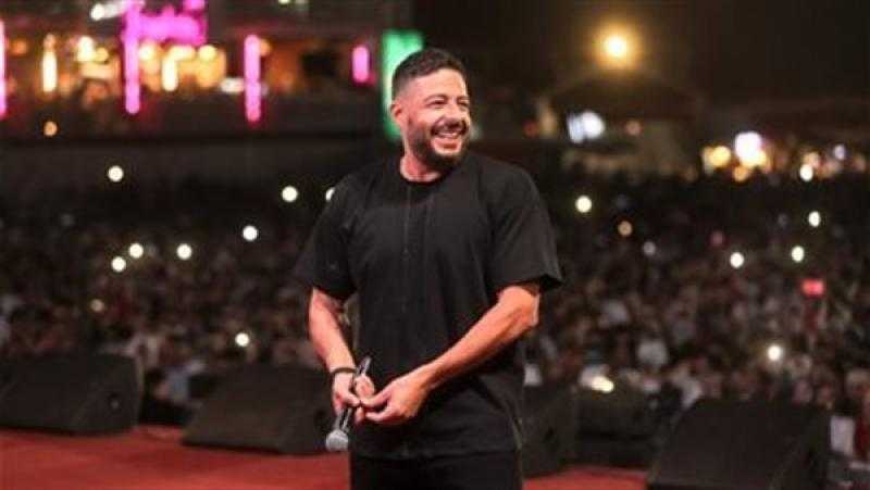 حماقي يحيي حفلا غنائيا في الشيخ زايد