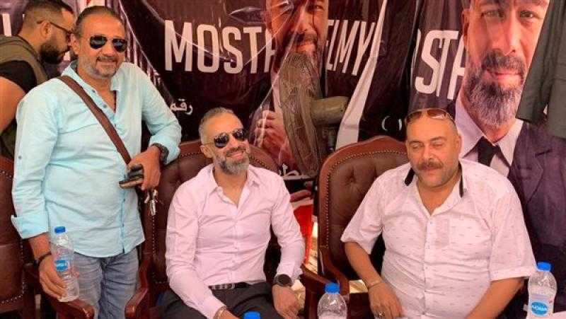 وصول مصطفى حلمي إلى مقر انتخابات الموسيقيين (صور)