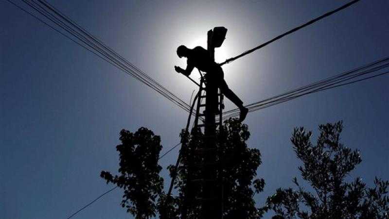 اليوم.. فصل التيار الكهربائي عن 34 منطقة في جنوب سيناء