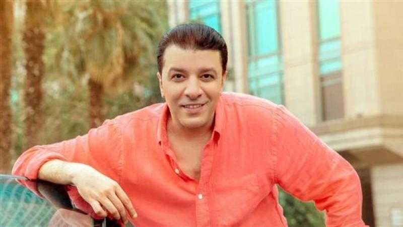الشاعر إسلام خليل: مصطفى كامل ”صايع بحر” وحريف في العمل العام