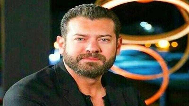 عمرو يوسف: وسامتي كانت عائقا أمامي في بداية عملي الفني