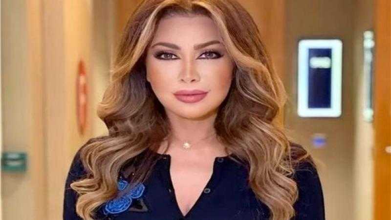 نوال الزغبي ”بالهوت شورت” في أجواء صيفية.. صور