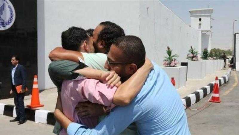 سياسيون: قرارات العفو الرئاسي نموذج حقيقي لأسمى معاني حقوق الإنسان