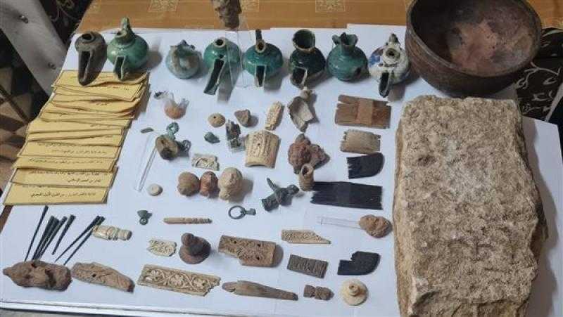 الأمن يعيد 59 قطعة أثرية بعد سرقتها من داخل متحف إحدي الجامعات بسوهاج