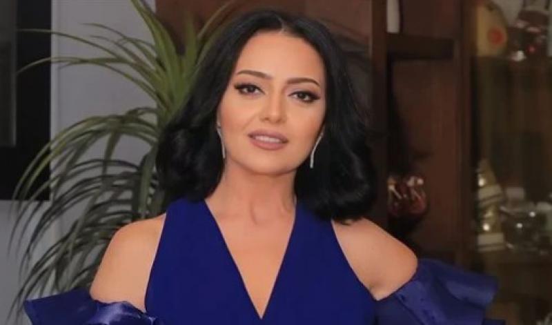 هبة عبد الغني تخطف الأنظار في أحدث جلسة تصوير