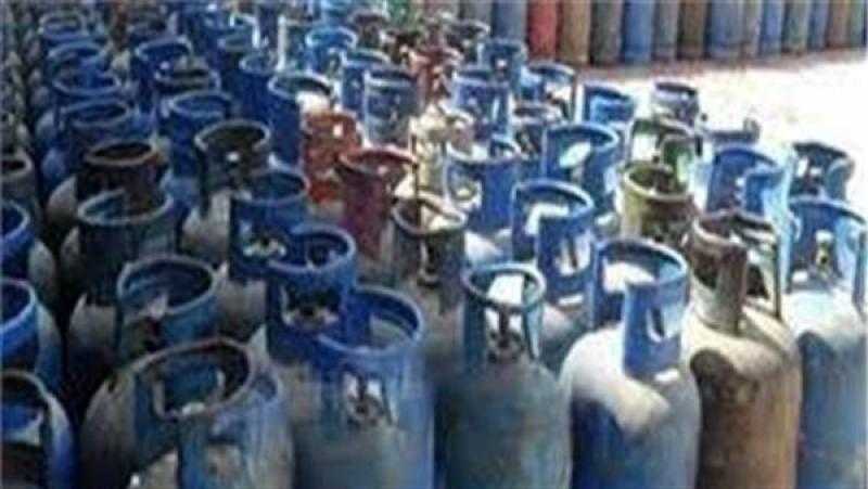 ضبط مدير مستودع أسطوانات غاز قبل بيعها فى السوق السوداء