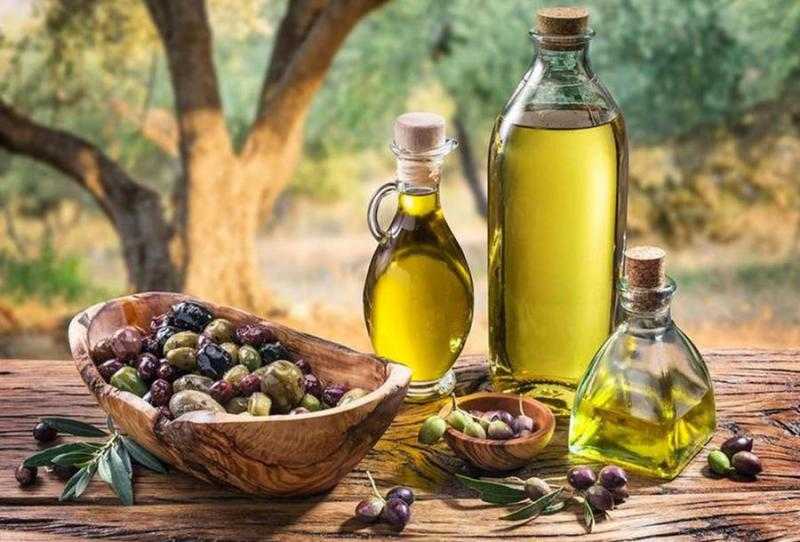 فوائد المضمضة بزيت الزيتون