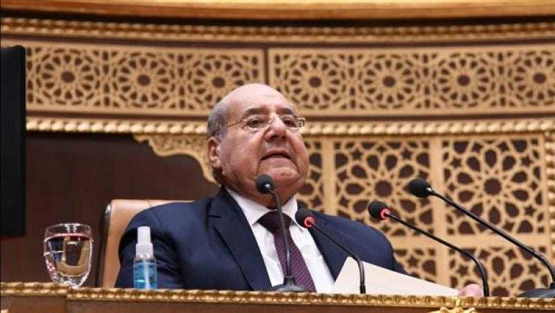 رئيس «الشيوخ» يرفع الجلسة العامة بعد الموافقة النهائية على تعديل «قانون السلك الدبلوماسي»