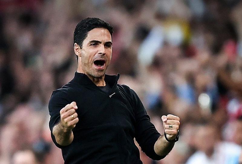 أرتيتا يحاول حشد لاعبي أرسنال لاغتنام فرصة استعادة لقب الدوري الإنجليزي