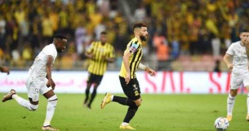 الشباب يباغت الاتحاد بهدف متعب بالشوط الأول في كأس خادم الحرمين