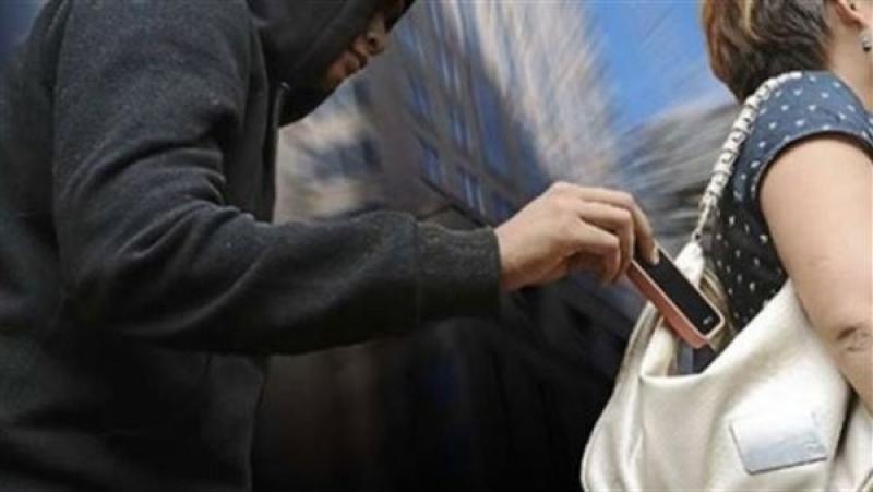 إحالة المتهمين بسرقة الهواتف المحمولة في القاهرة للمحاكمة