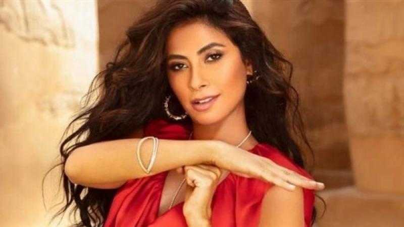 روبي تطرح أغنية «عسل يا ناس»