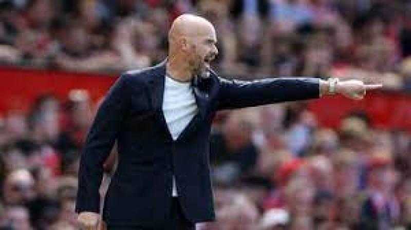 مانشستر يونايتد يضحي بـ 4 لاعبين.. بتكليف من تين هاج