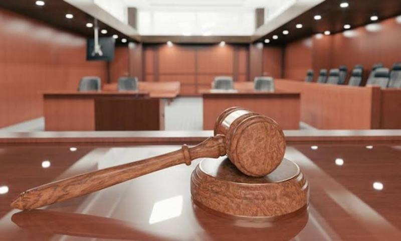 المؤبد لهارب من حكمين بالإعدام و7 أعوام لاتهامه بحيازة سلاح في الإسكندرية