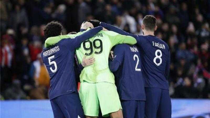 مدرب باريس سان جيرمان يطالب لاعبيه بـ«الوعي» بعد الهزيمة أمام رين