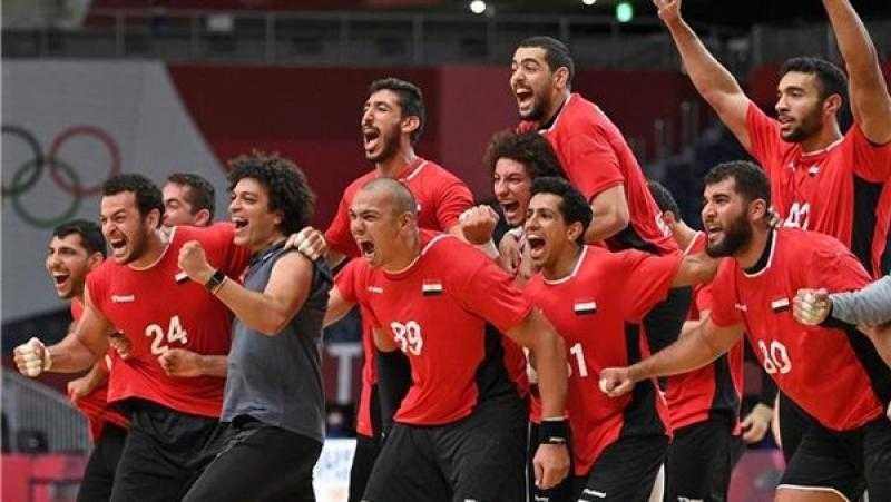 ناقد رياضي: لاعبو منتخب اليد يأملون في الوصول لأبعد نقطة ببطولة العالم