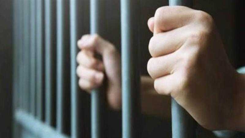 السجن 3 سنوات لحلاق انتحل اسم شقيقه للهروب من قضية سرقة بالإسكندرية