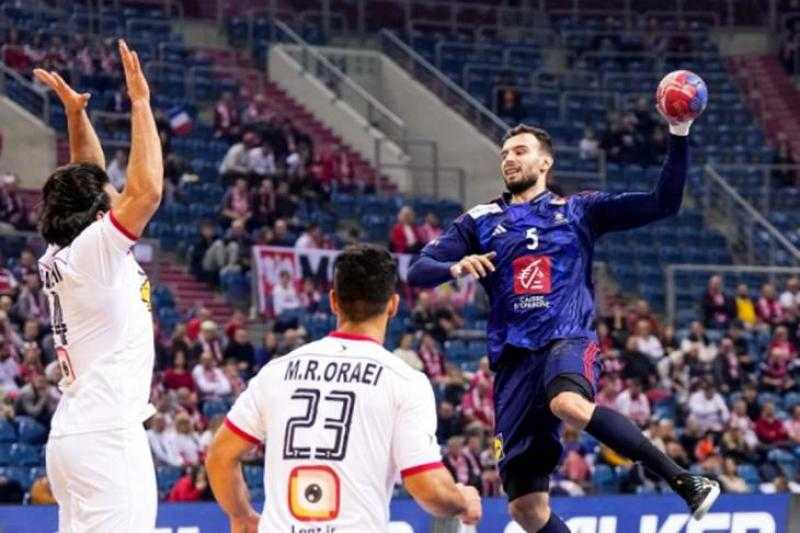 فرنسا تفوز على إيران في كأس العالم لكرة اليد
