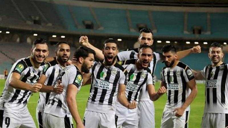 وفاق سطيف الجزائري يرفض عرض الزمالك لاستعارة القندوسي