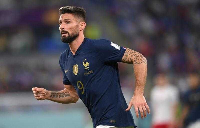 جيرو يعتزم الاستمرار مع المنتخب الفرنسي وميلان الإيطالي