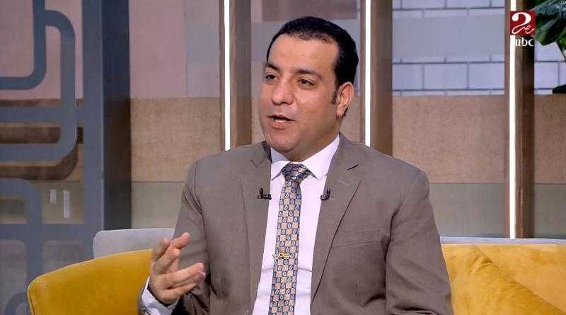 استشاري صحة نفسية يوضح كيفية التعامل مع البنات الراغبات في السفر لاستكمال دراستهن بالخارج