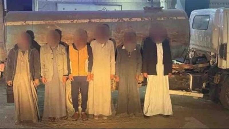ضبط تشكيل عصابي وراء مقتل عامل دليفري في دمياط