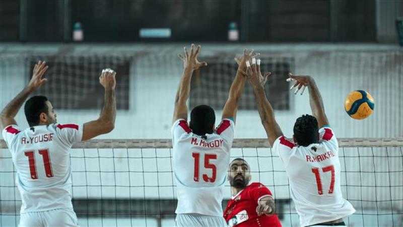 الأهلي يواجه الزمالك في نهائي كأس السوبر للطائرة
