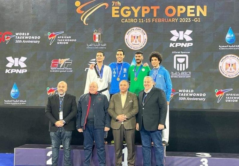 سيف عيسى يتوج بذهبية بطولة مصر الدولية للتايكوندو
