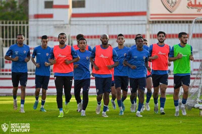 فيريرا يضع برنامجاً خاصاً لثلاثي الزمالك الجديد
