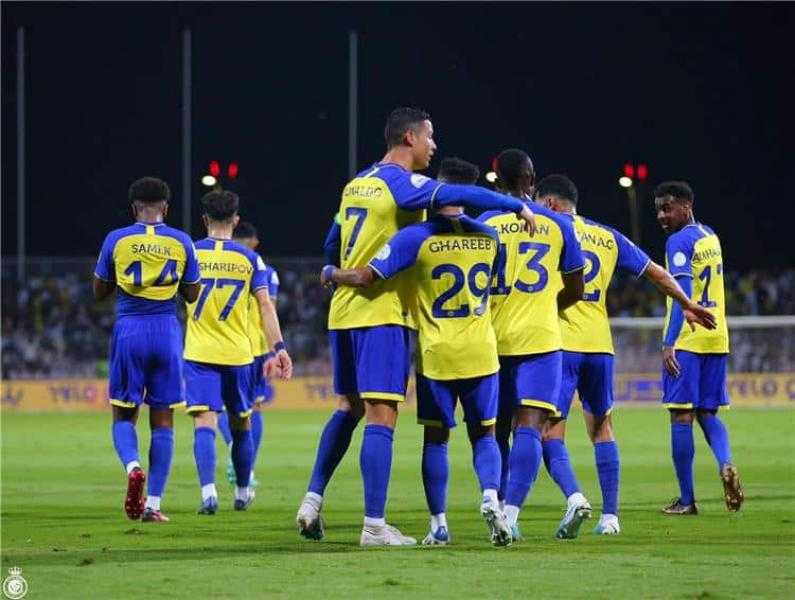 النصر يفوز على التعاون ويستعيد صدارة الدوري السعودي