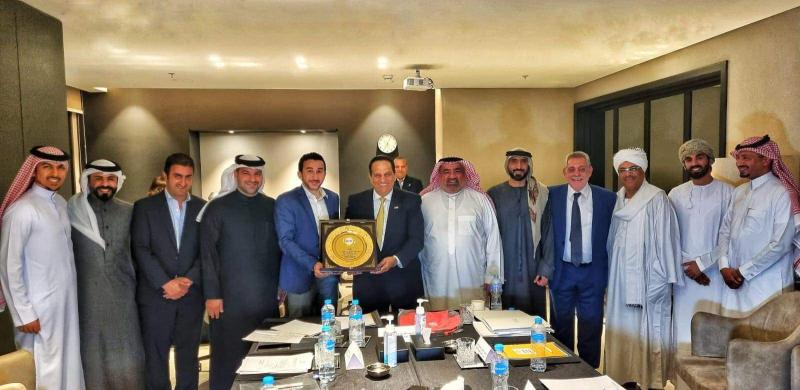انتخاب أحمد غتوري رئيسا للاتحاد العربي للبادل