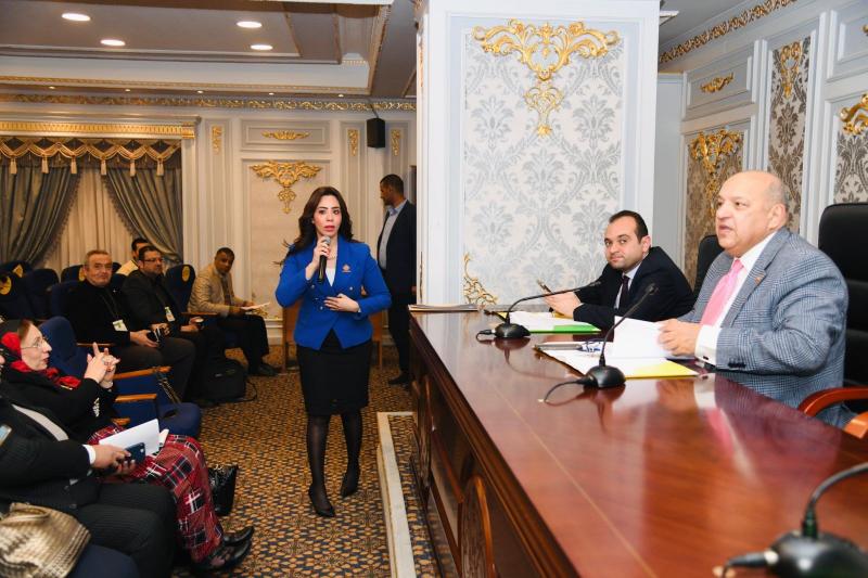 ”النواب” يستدعي 11 جهة حكومية للرد على طلب إحاطة حول منع بيع التبغ للأطفال