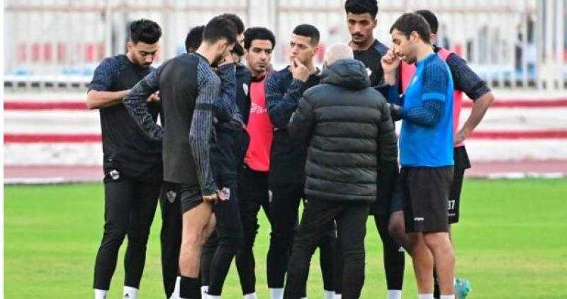 فيريرا يعقد جلسة مطولة مع لاعبي الزمالك