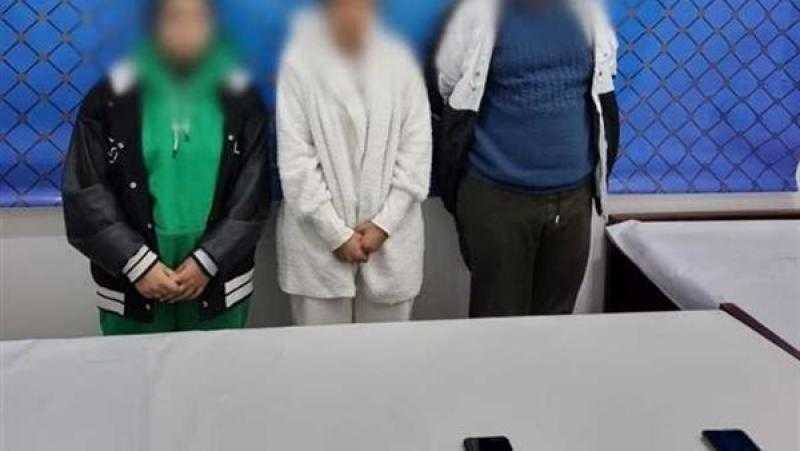 تجديد حبس البلوجر هدير عاطف وطليقها و2 آخرين في قضية توظيف الأموال