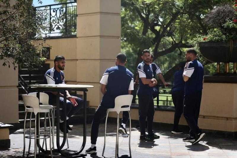 حافلة الأهلي تصل ملعب مباراة صن داونز