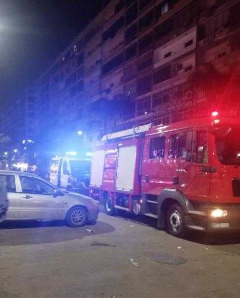 السيطرة على حريق شقة بالمنشية في الإسكندرية دون إصابات.. صور