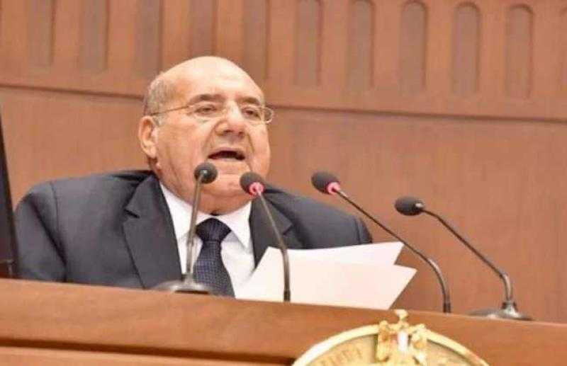 رئيس الشيوخ يهنئ الرئيس السيسي بحلول شهر رمضان المعظم