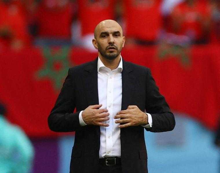 أول تعليق من مدرب منتخب المغرب بعد زيارة «سجن» مدينة سلا