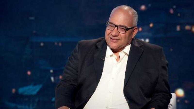 بيومي فؤاد في ”أنا والقناع” مع منى عبد الوهاب .. الليلة