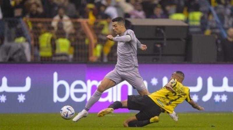 النصر يطلب حكاما أجانب لمباراته أمام الفيحاء في الدوري السعودي