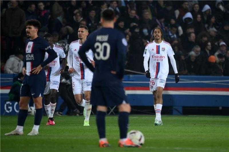باريس سان جيرمان يسقط أمام ليون بهدف في الدوري الفرنسي